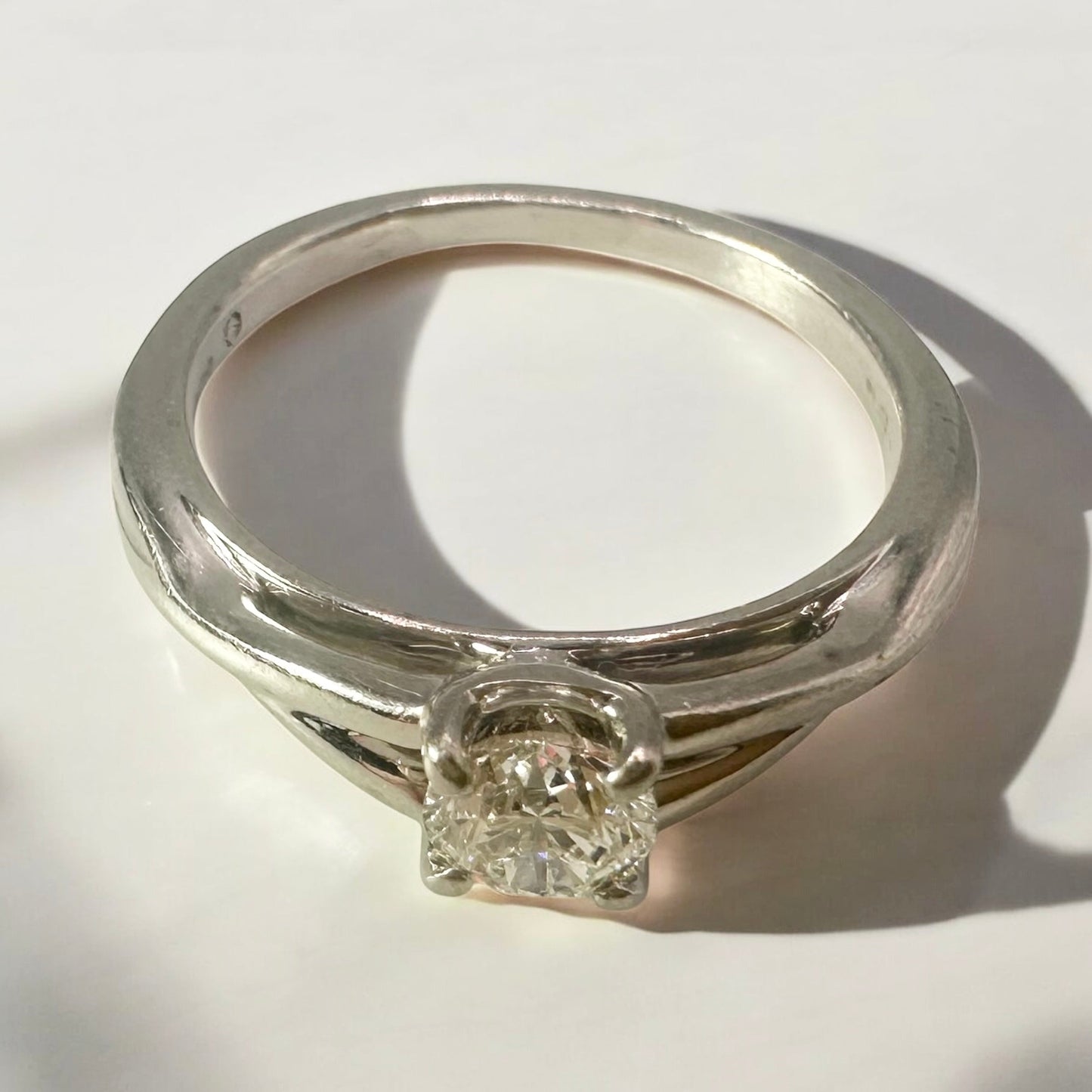 0.40 Ct Natural Diamond Ring, Platinum - Flamingo Gems
