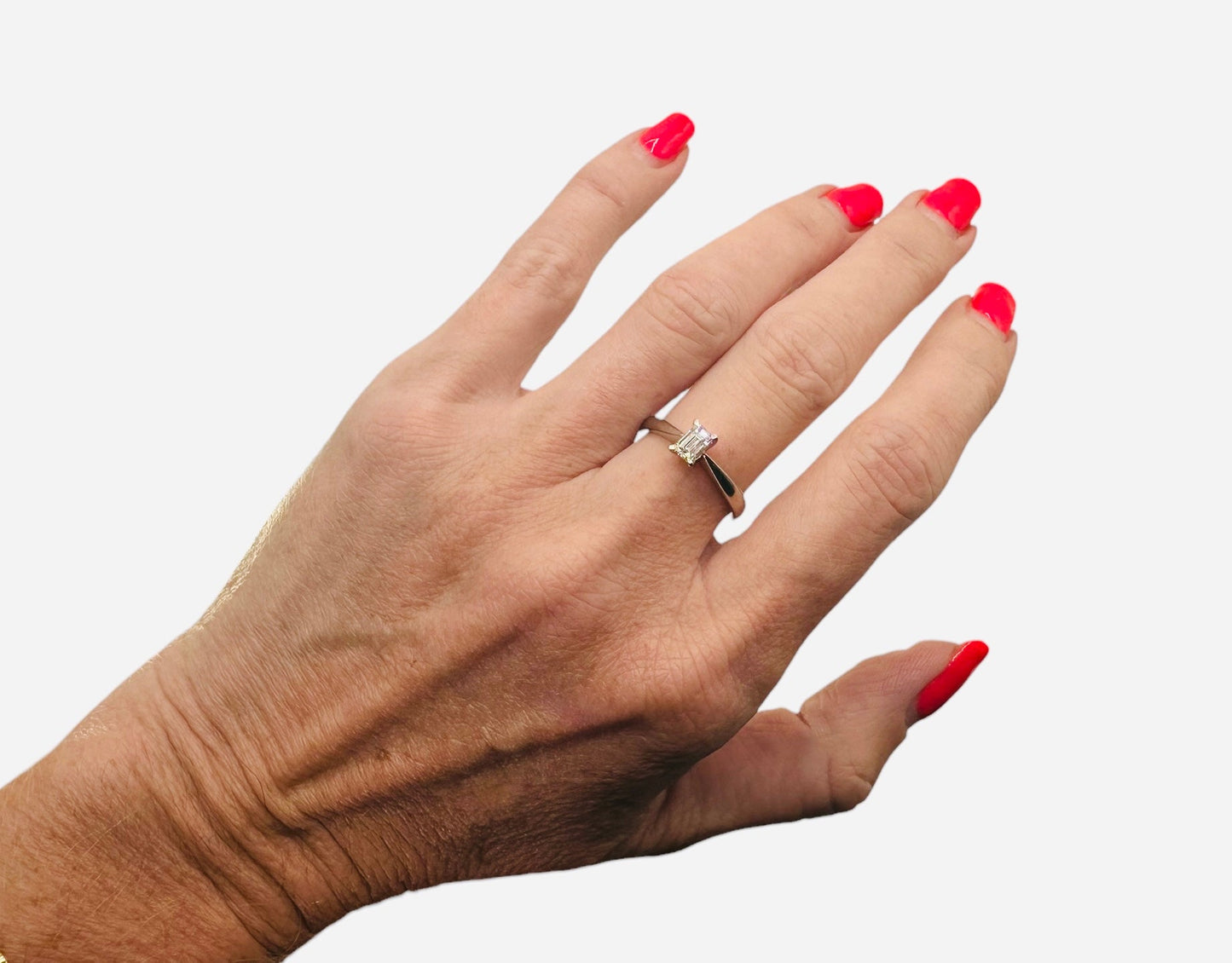 0.42 Carat VS1 Diamond Emerald Cut Diamond Ring in Platinum - WGI Certificate £2000 - Flamingo Gems