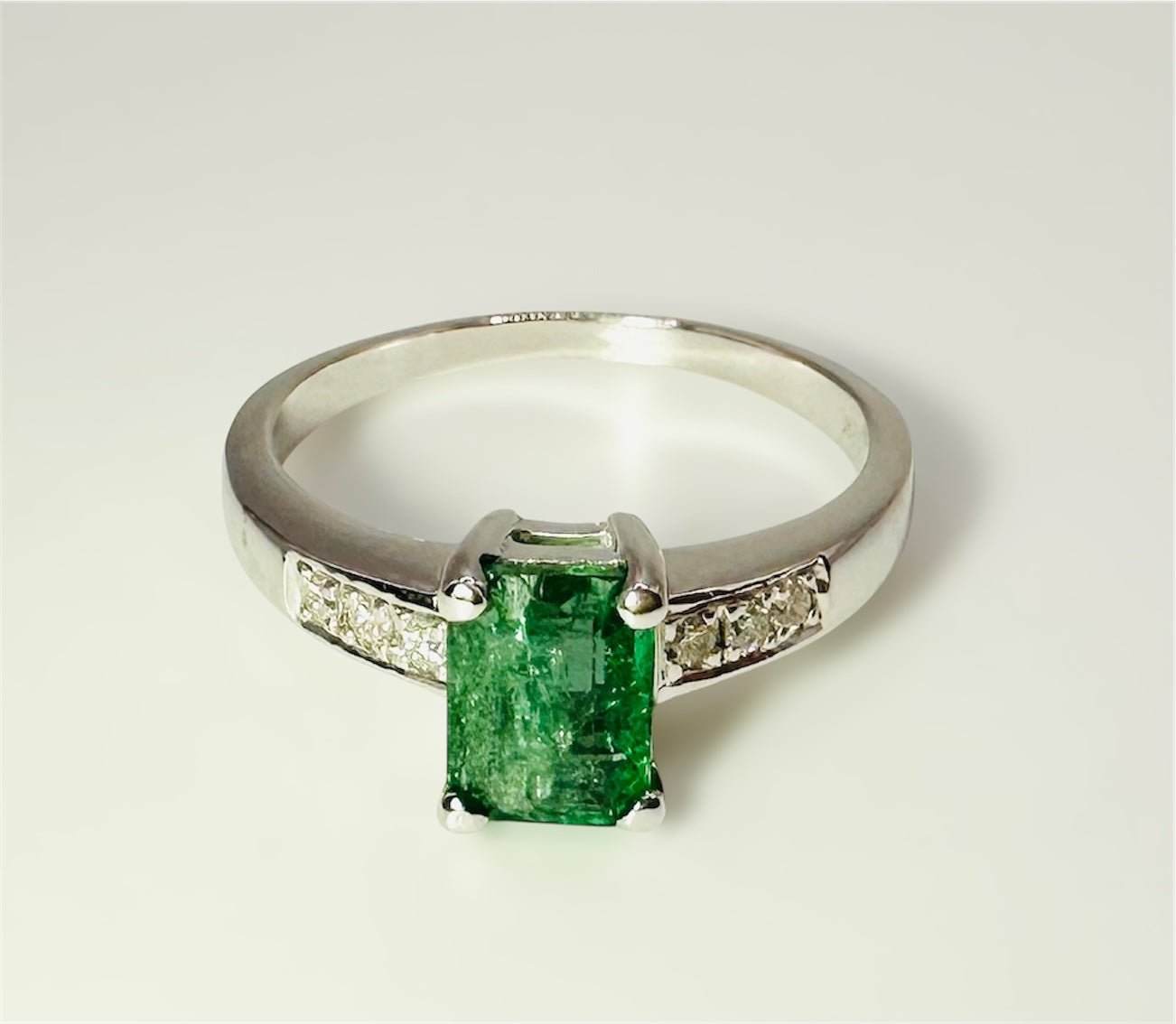 0.70 Ct Natural Emerald, 0.12 Ct Diamond Ring, 18K White Gold - WGI Certificate £2,850 - Flamingo Gems
