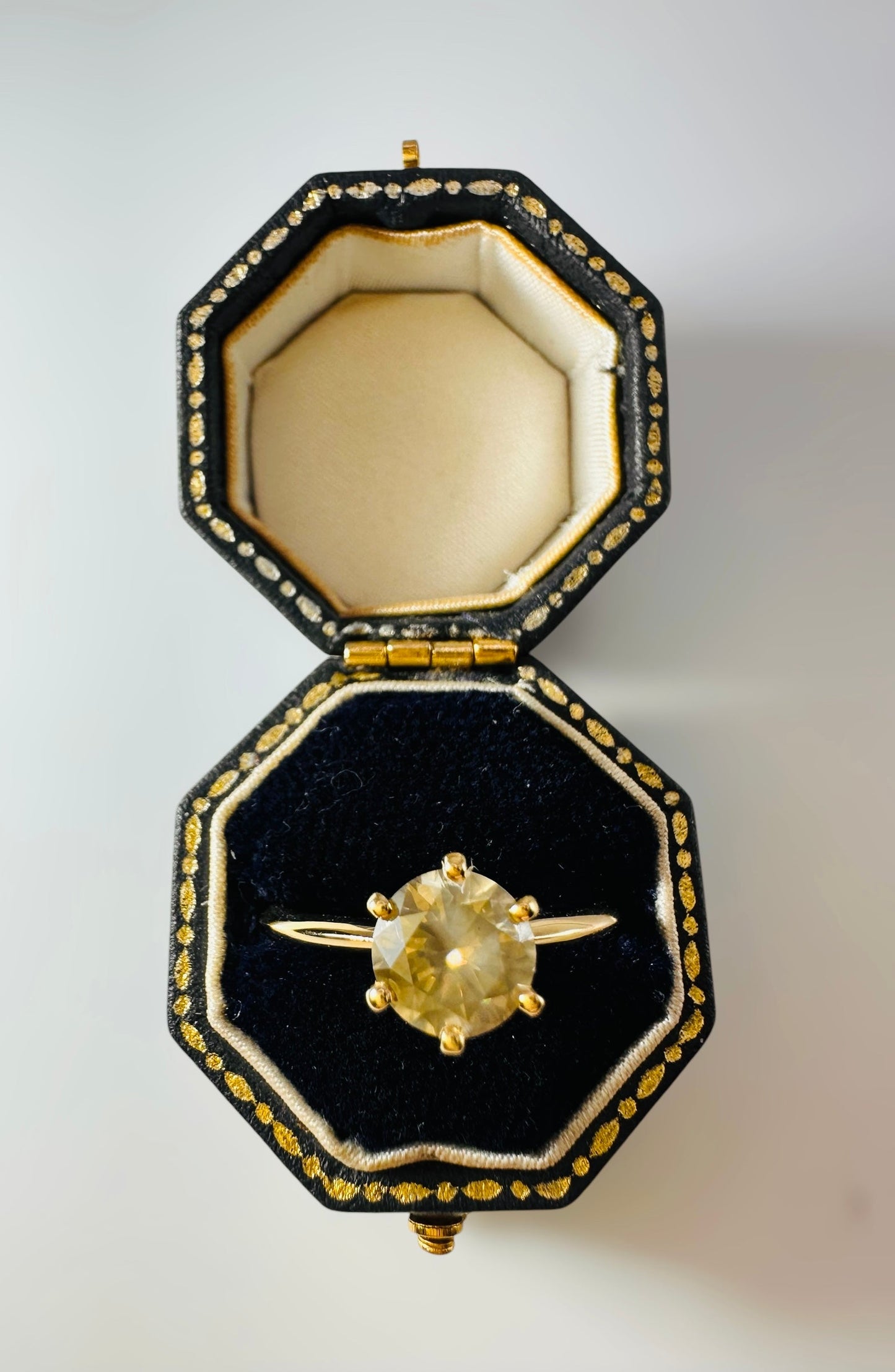 1.17 Ct Champagne Natural Diamond Ring, 18K Yellow Gold - WGI Certificate - £6,000 - Flamingo Gems