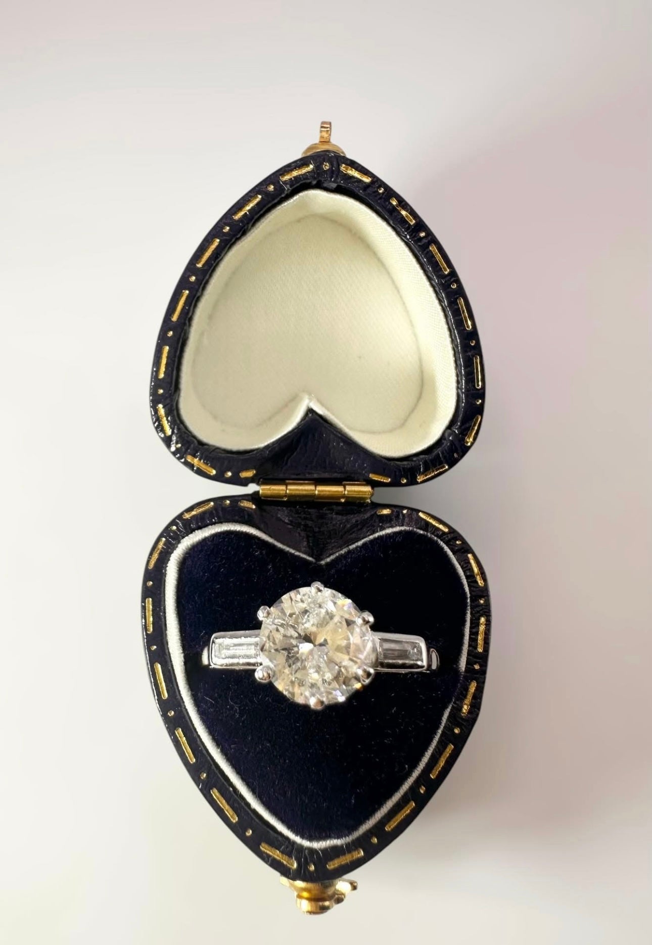 1.51 Carat Natural Diamond Ring - 18K White Gold - WGI Certificate £14,200 - Flamingo Gems