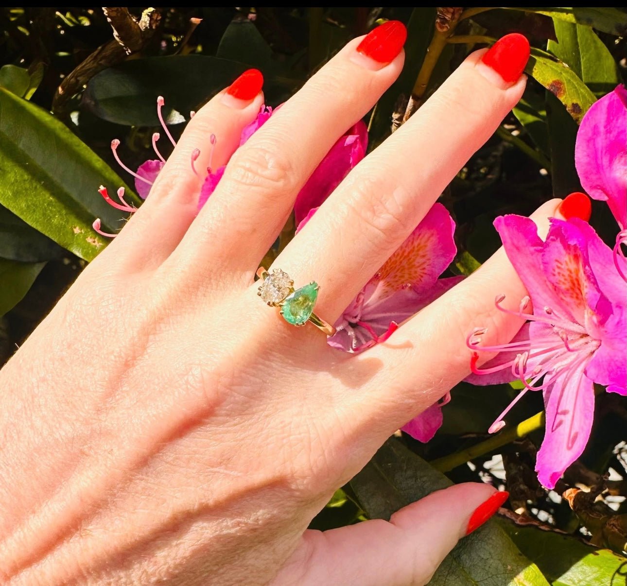 1.79 Ct Natural Diamond and Colombian Emerald Moi Et Toi Ring, Platinum - WGI Certificate £9,200 - Flamingo Gems