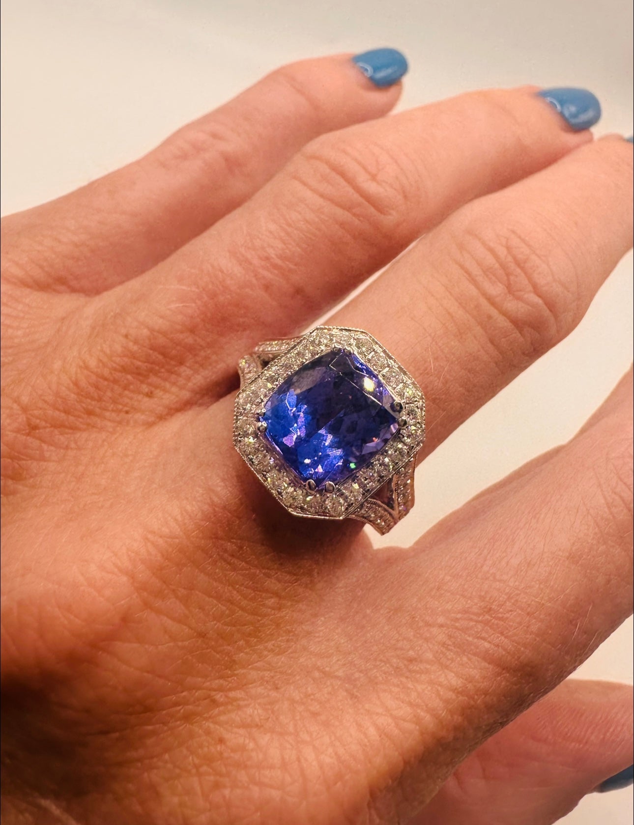 6.38 Ct Tanzanite & Natural Diamond 0.63 Carat Ring – 18k White Gold - WGI Certificate £13,500 - Flamingo Gems