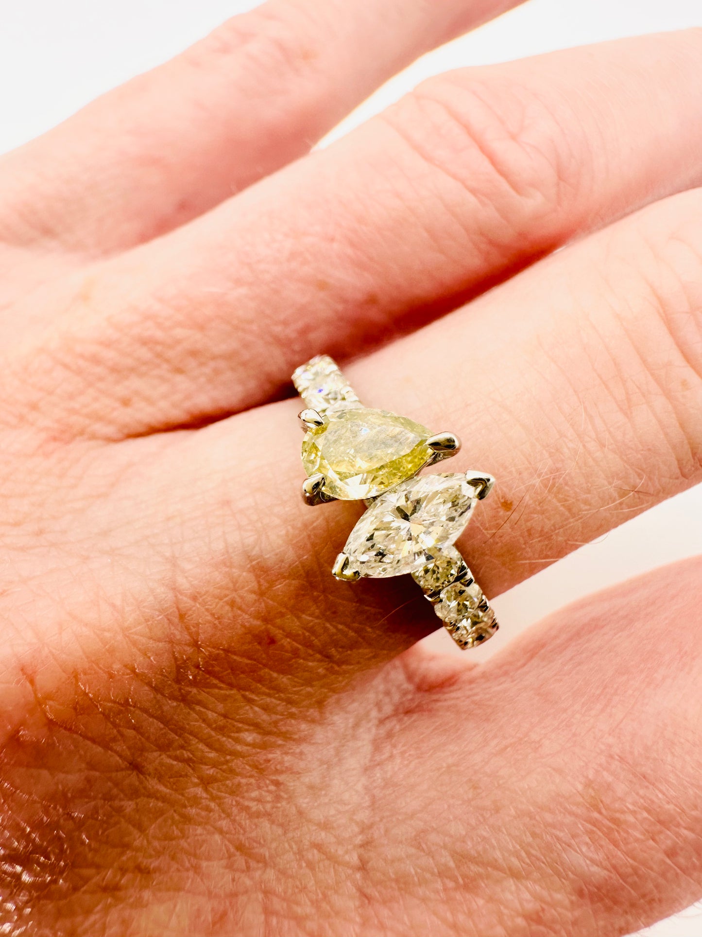 Flash Sale - 1.64 Ct Natural Diamond Moi de Toi Ring, Platinum - WGI Certificate £4.5k