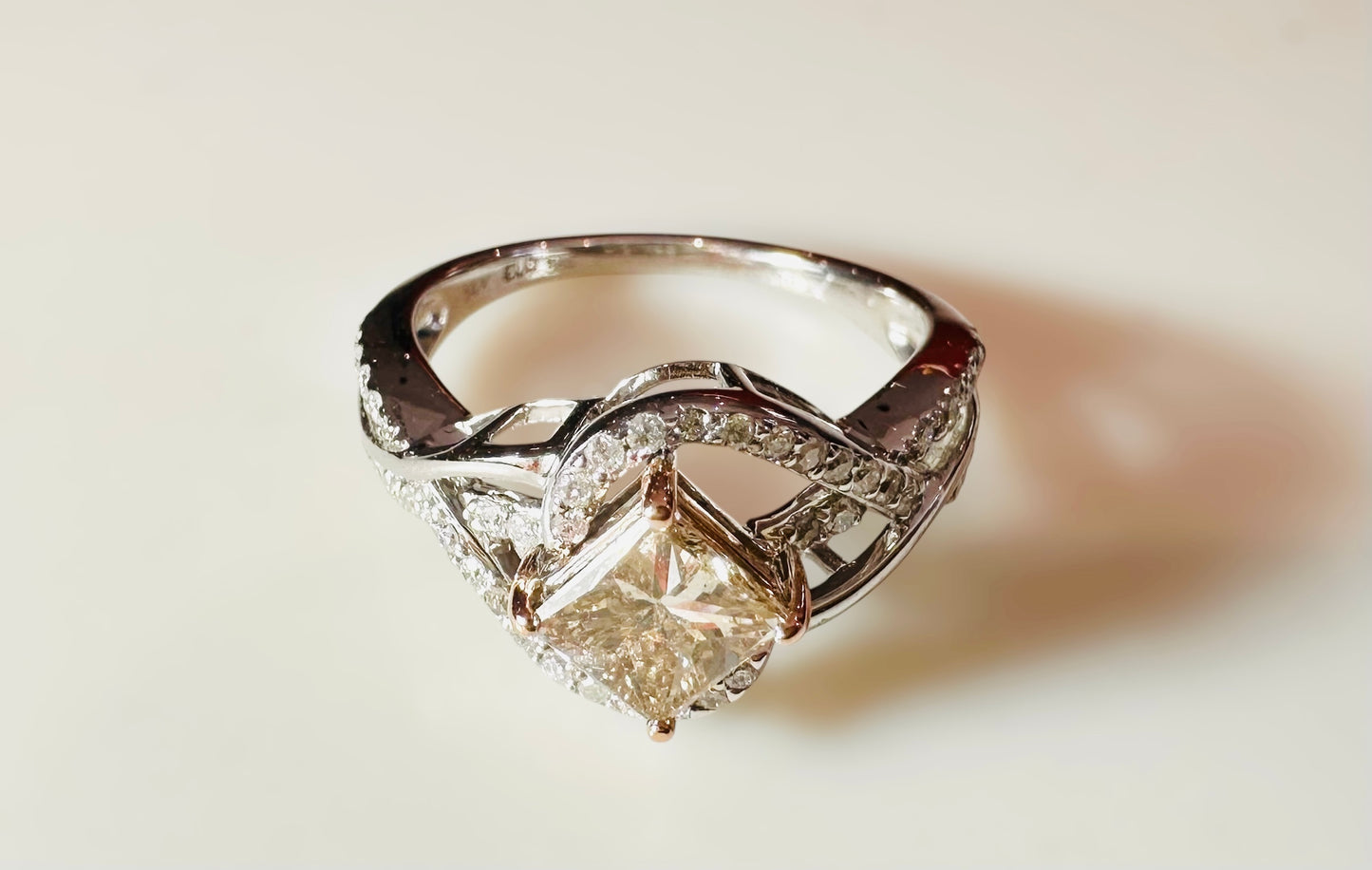 Flash Sale - 1.39 Carat Champagne and Colourless Diamond Ring, 14 Carat White and Rose Gold - WGI Valuation £3450