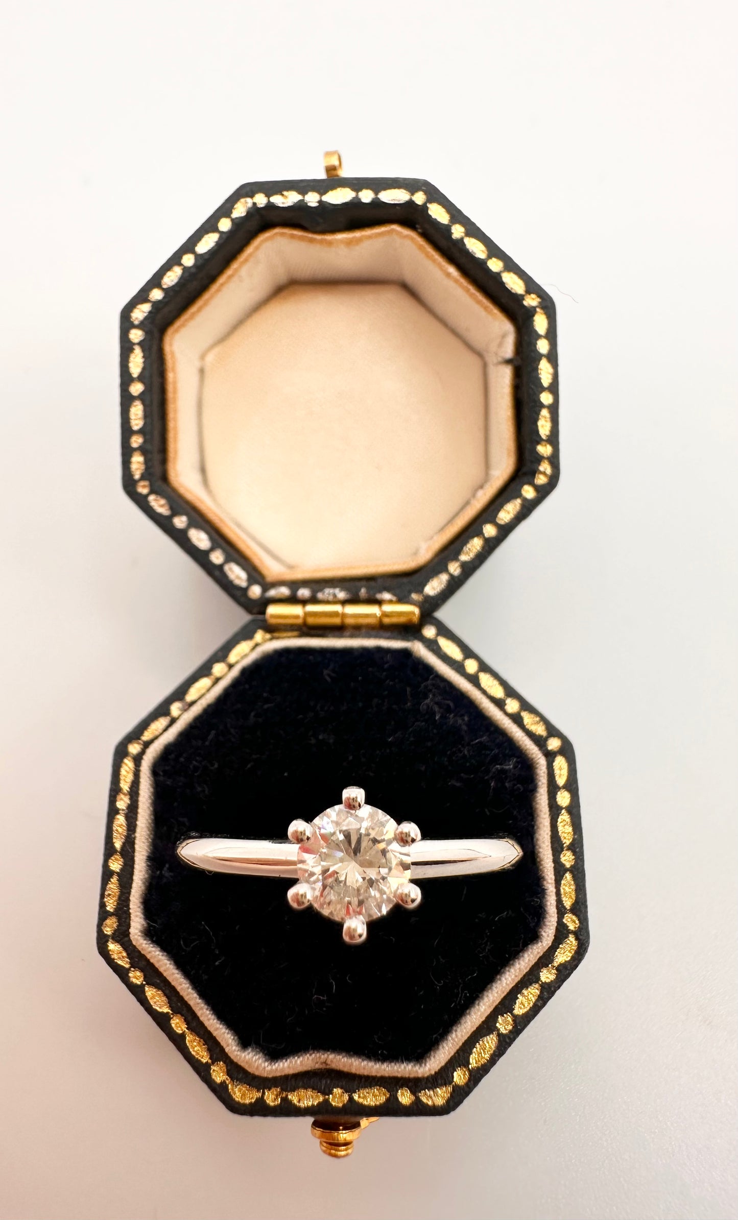 0.50 Ct, 18 Ct White Gold Diamond Solitaire Engagement Ring - WGI Valuation £2,700