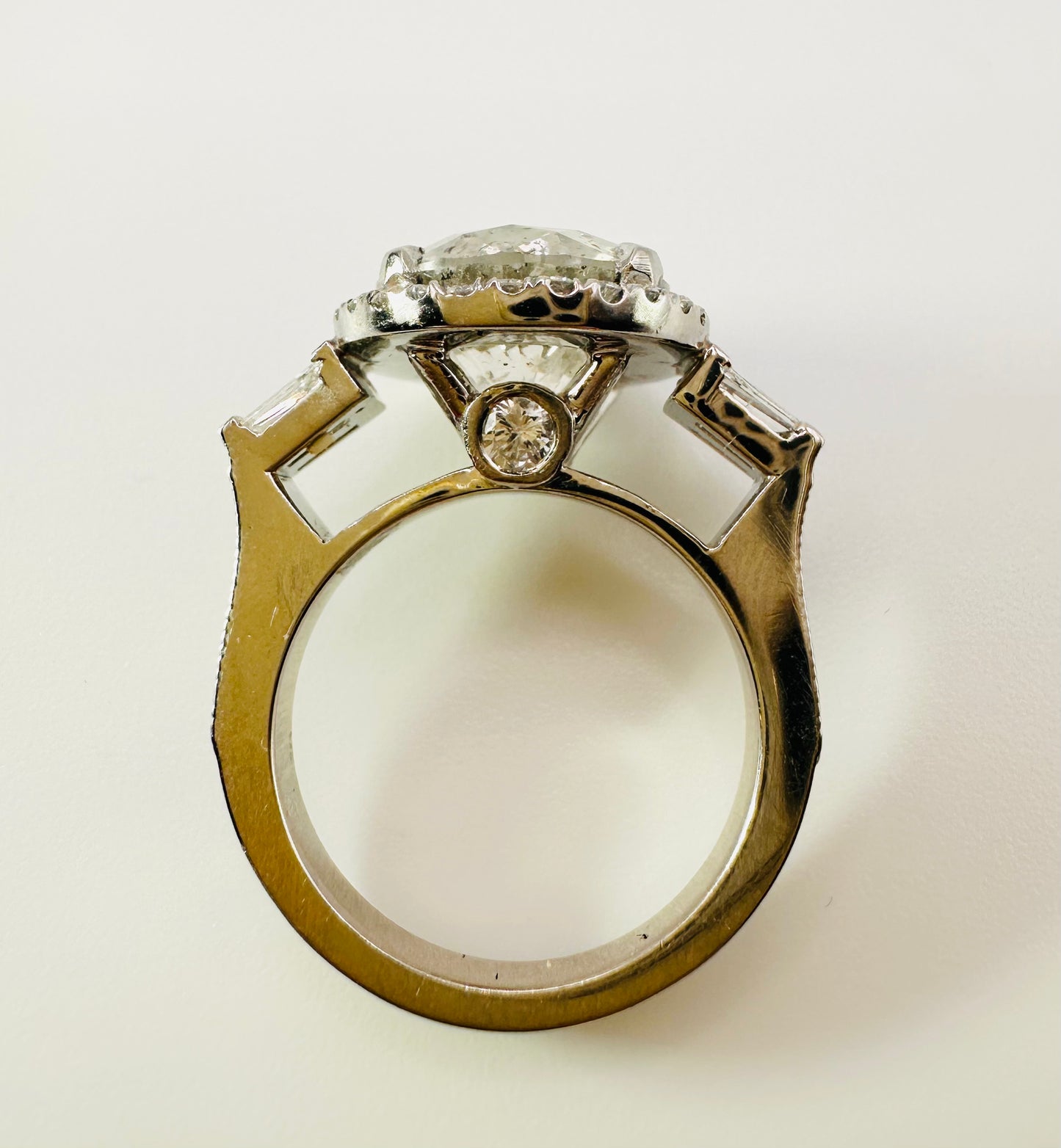 5.30 Carat Natural Diamond Ring, Platinum - WGI Certificate -£50,600