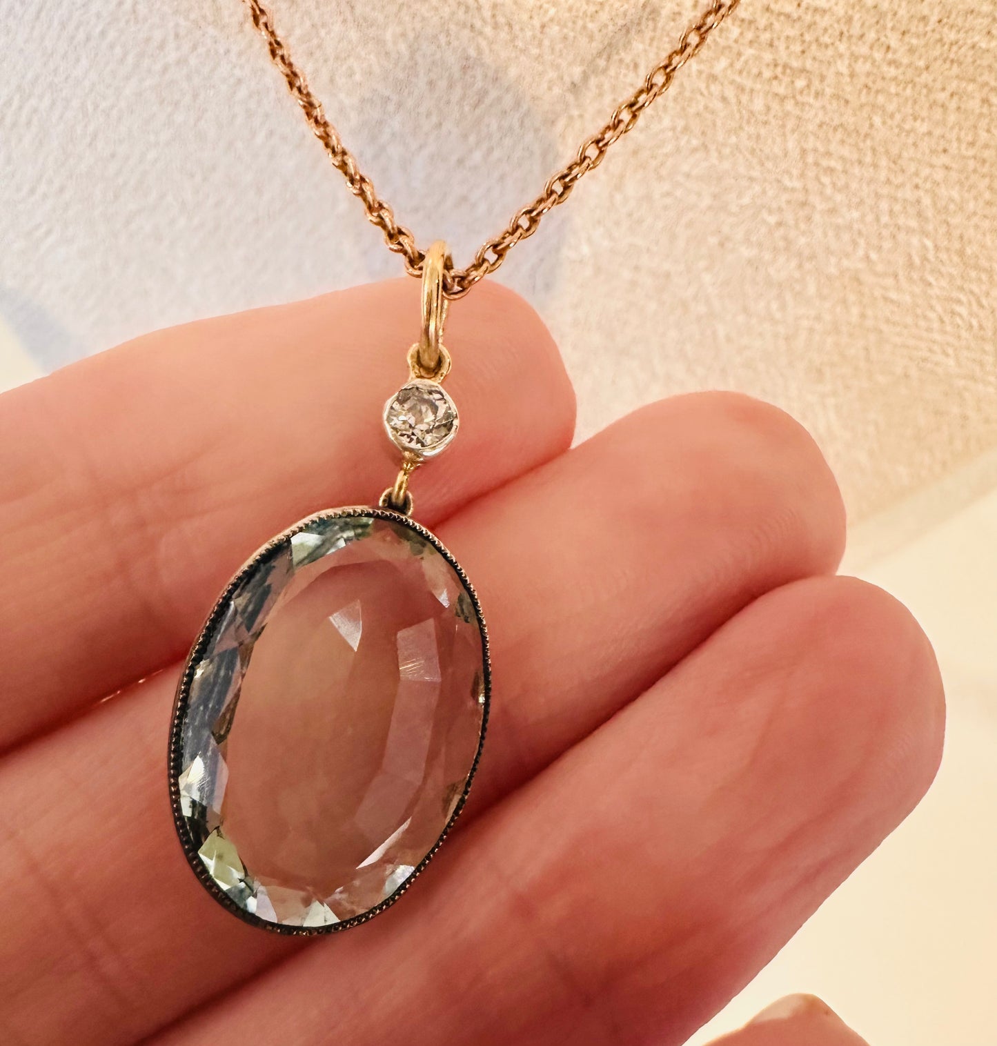 7 Ct Aquamarine and 0.10 Ct 9k Gold Necklace