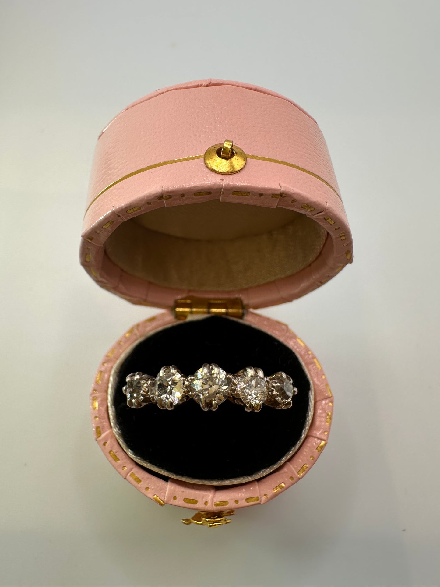 1 Carat Antique Five-Stone Old European Cut Diamond Ring - 18k Yellow Gold and Platinum