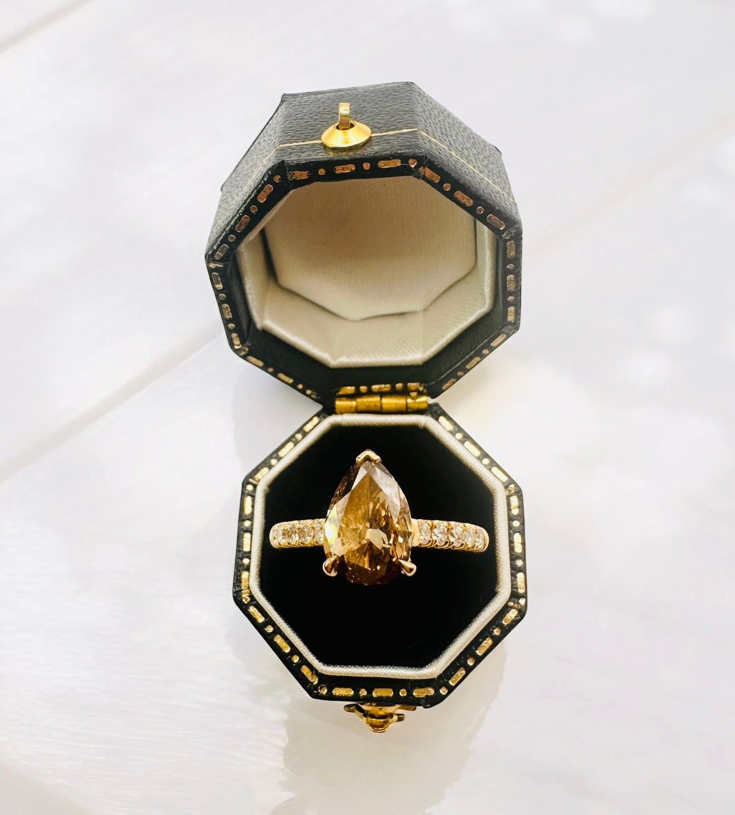 FLASH SALE - 1.91 Ct Diamond Engagement Ring, 18 Ct Yellow Gold - WGI Certificate £12,000 - Flamingo Gems