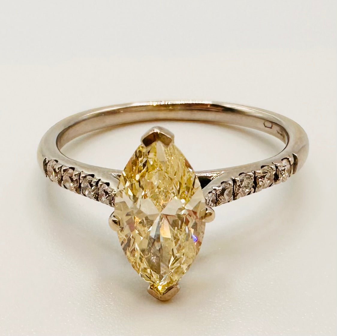 18 Ct White Gold 1.50 Ct Diamond Engagement Ring - WGI Certified £6,200 - Flamingo Gems