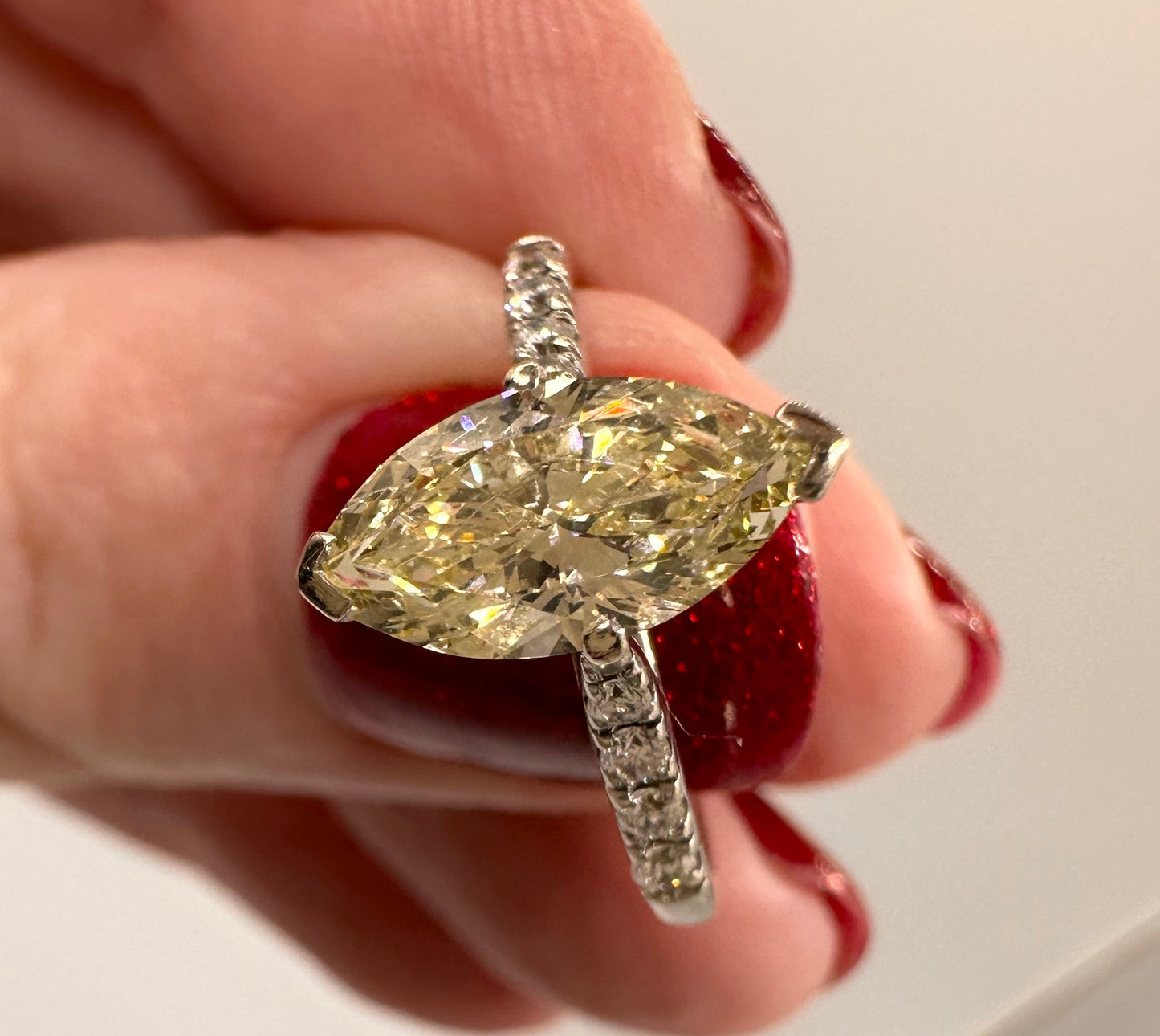 18 Ct White Gold 1.50 Ct Diamond Engagement Ring - WGI Certified £6,200 - Flamingo Gems