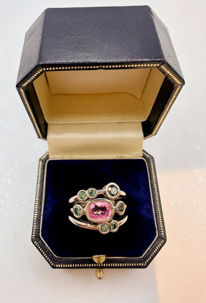 ✨ 1.25ct Pink Sapphire & 0.55ct Fancy Blue Diamond Platinum Ring ✨ - Flamingo Gems