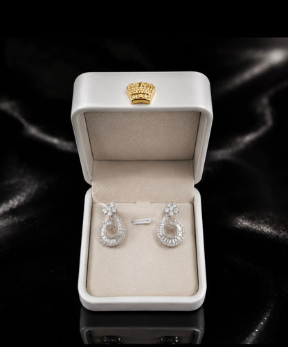 ✨ 18CT WHITE GOLD NATURAL DIAMOND CLUSTER DROP EARRINGS ✨ RRP £5,000 - Flamingo Gems
