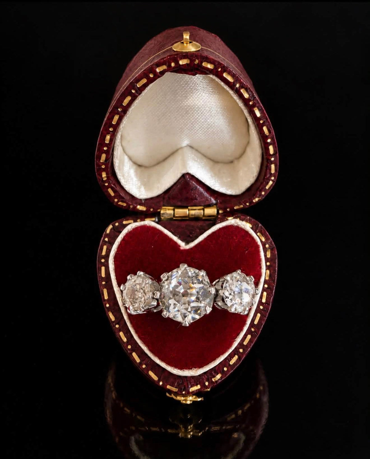 2.90 Old European Cut Trilogy Ring - Palladium - RRP £14,000 - Flamingo Gems