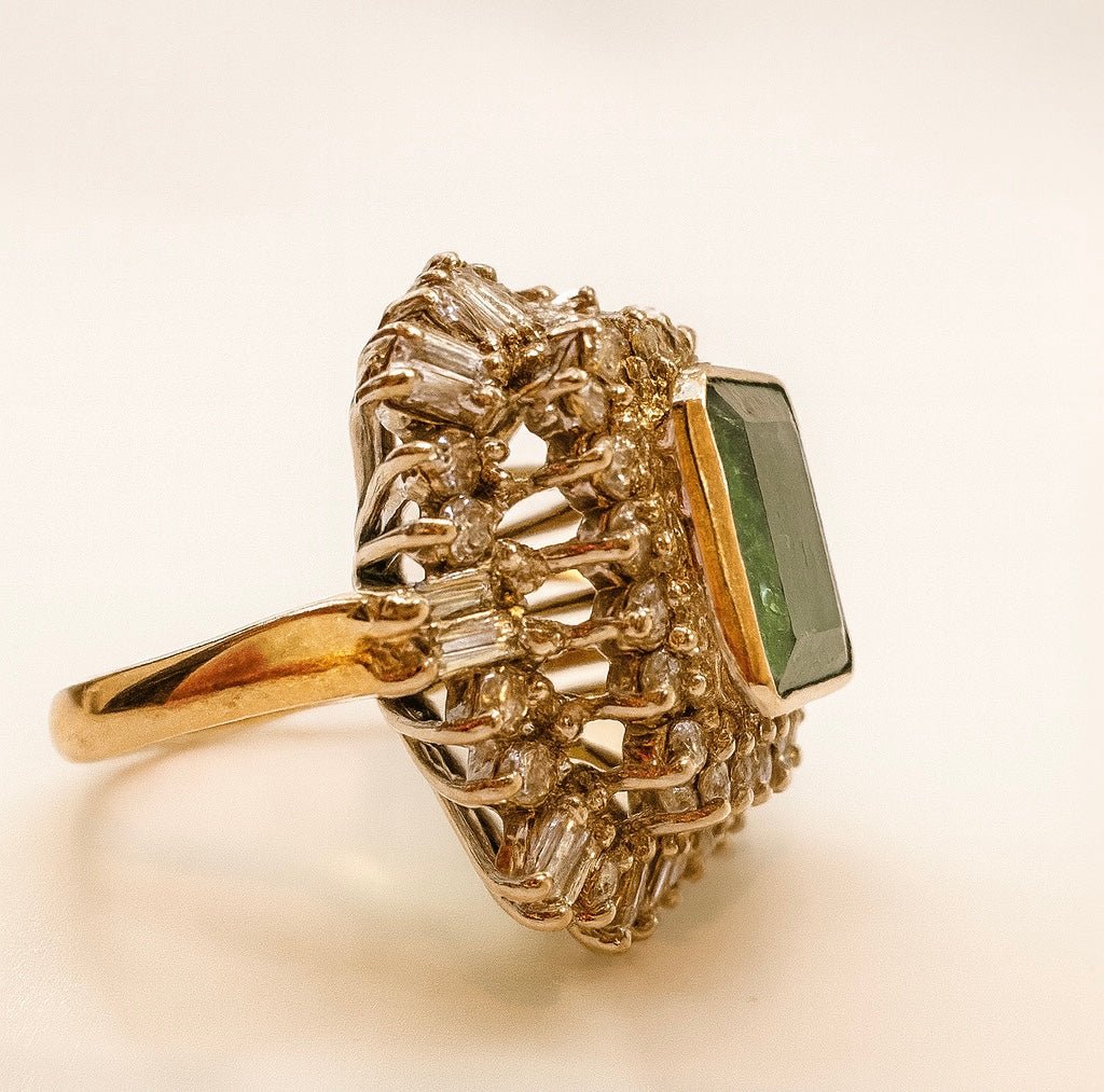 3.00ct Natural Emerald & 2.65 Ct Diamond Cluster Ring in 18K Gold 🌿 - Flamingo Gems