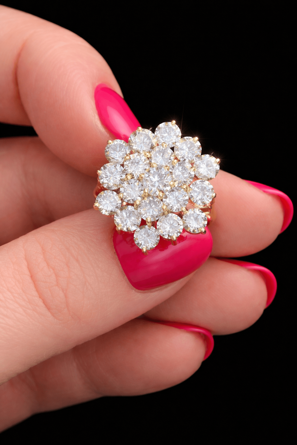 4 CARAT NATURAL DIAMOND CLUSTER STATEMENT RING - 18K Gold - RRP £10,500 - Flamingo Gems