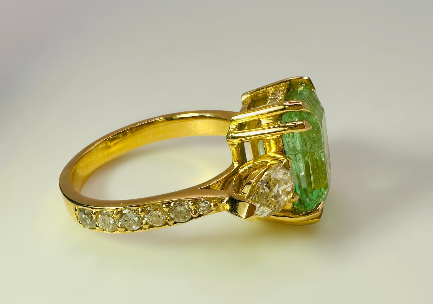 4.06 Ct Natural Emerald and 1.30 Ct Natural Diamond Ring - 18K Yellow Gold, WGI Certificate £14,800 - Flamingo Gems
