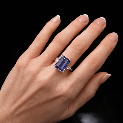 7.25 Ct Natural Tanzanite and 0.10 Ct Diamond Ring - 14Ct Yellow Gold - RRP £9,800 - Flamingo Gems