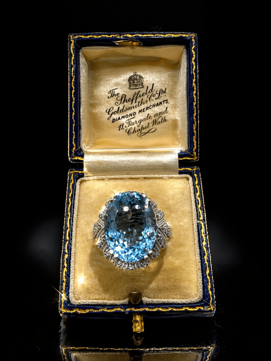 7.50Ct Natural Aquamarine & 0.30 Ct Diamond Statement Ring - 18K White Gold - RRP £10,500 - Flamingo Gems