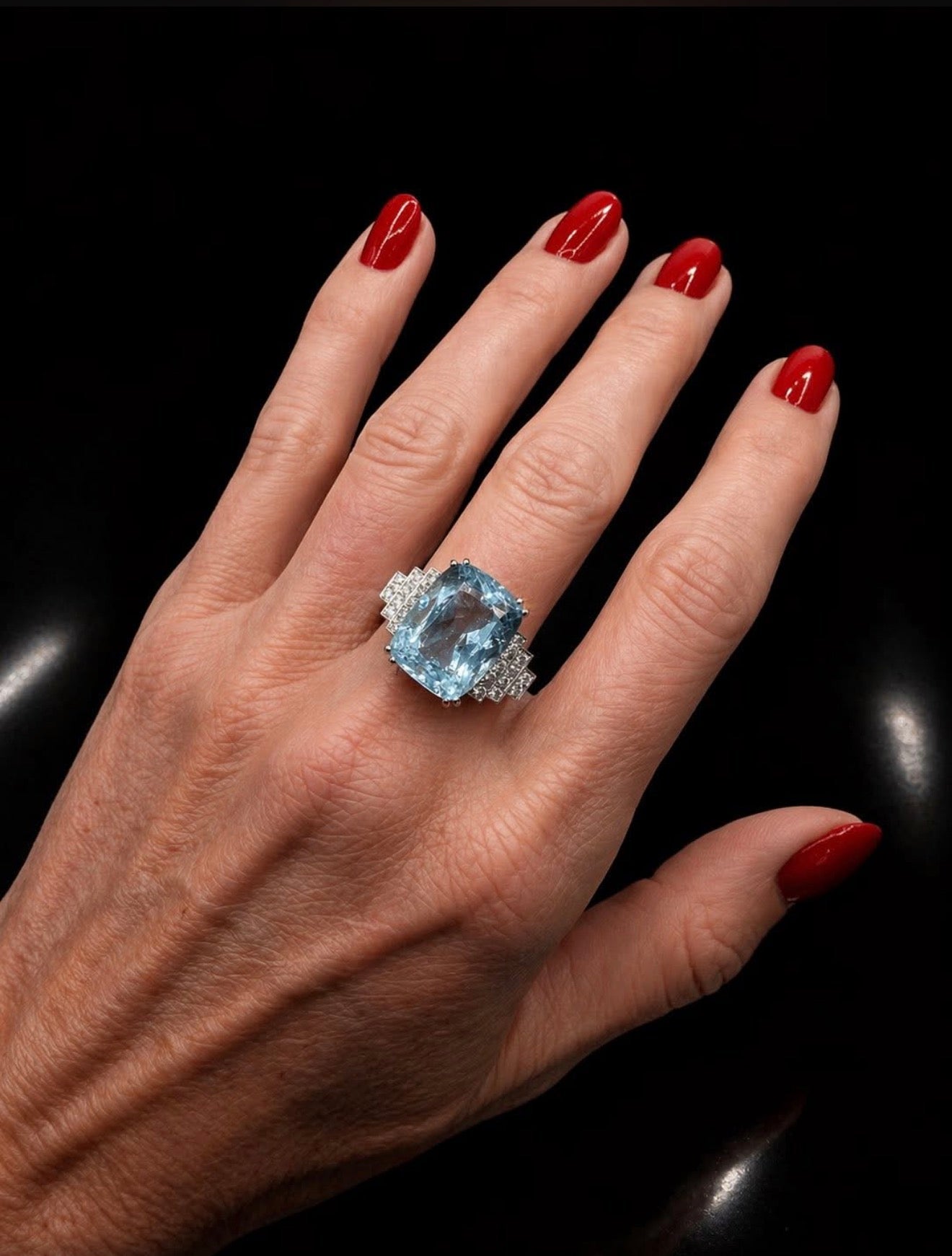 8 Ct Natural Aquamarine and 0.30 Ct Diamond Ring - 14k White Gold - Flamingo Gems