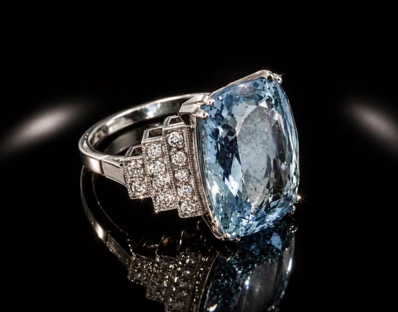 8 Ct Natural Aquamarine and 0.30 Ct Diamond Ring - 14k White Gold - Flamingo Gems