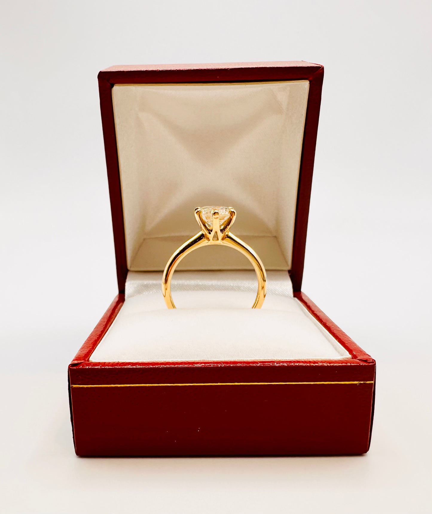 18 Ct Yellow Gold, 1.16 Ct Diamond Ring - WGI Valuation £6,500