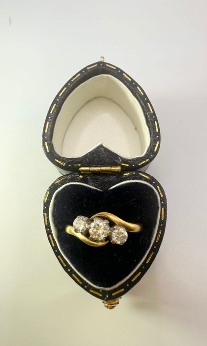 0.55 Ct Natural Diamond Trilogy Ring - 18K Yellow Gold - WGI Certificate £2,500
