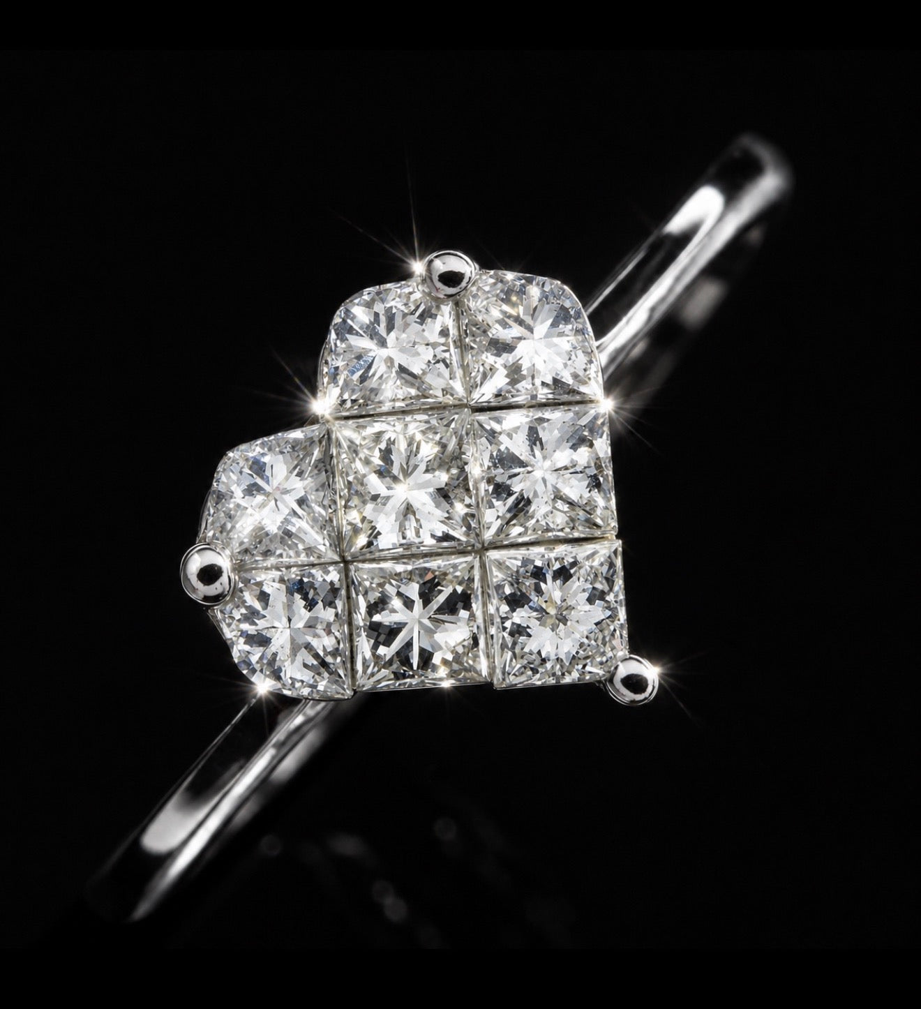 Princess Cut Diamond Heart Ring - 18K White Gold - RRP£3,100