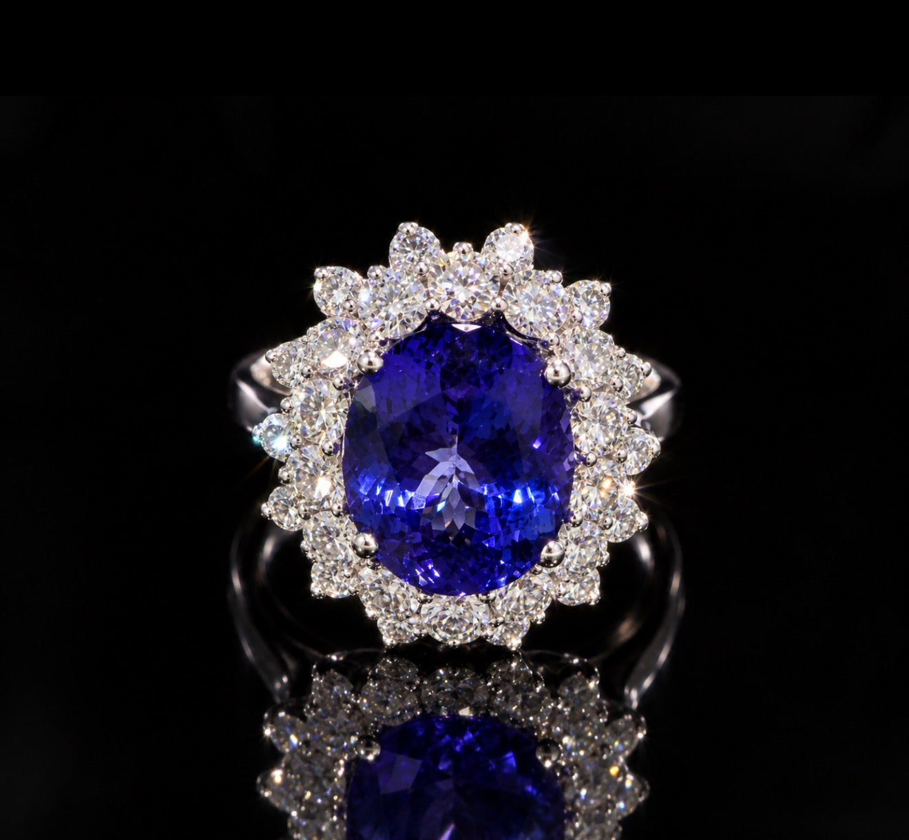 5.15 Ct Tanzanite, 1.8 Ct Natural Diamond Ring - 18K Gold - RRP £16,00