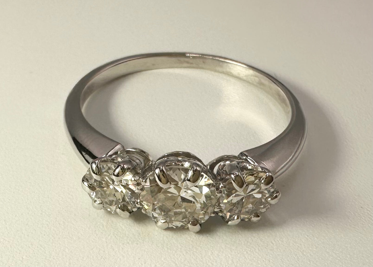 1 Carat Old European Cut Diamond Trilogy Ring in 18K White Gold - WGI Valuation £6,100