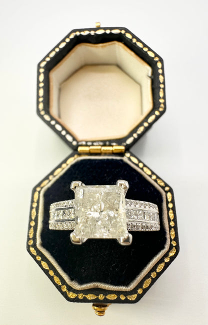 2.52 Carat Princess Cut Diamond Ring/18 Carat White Gold - WGI Certificate £13,500