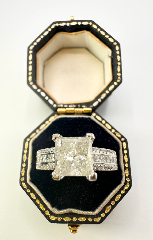 2.52 Carat Princess Cut Diamond Ring/18 Carat White Gold - WGI Certificate £13,500