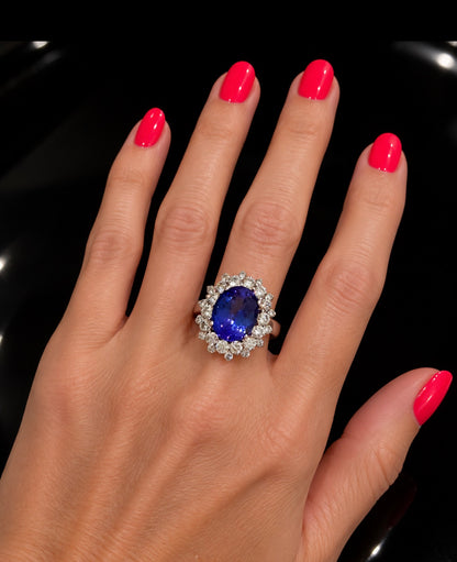 5.15 Ct Tanzanite, 1.8 Ct Natural Diamond Ring - 18K Gold - RRP £16,00