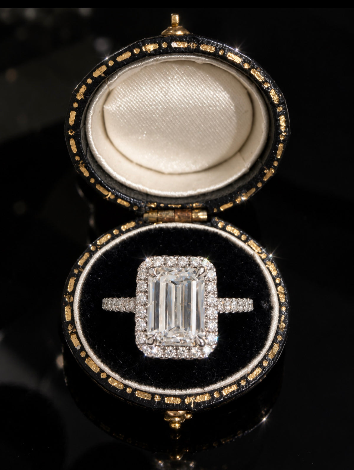 2.07 Ct Natural Emerald Cut Diamond Ring - Platinum - RRP £18,000