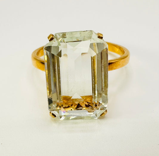 8.25 Ct Aquamarine Ring, 18K Yellow Gold - WGI Certificate £2,850