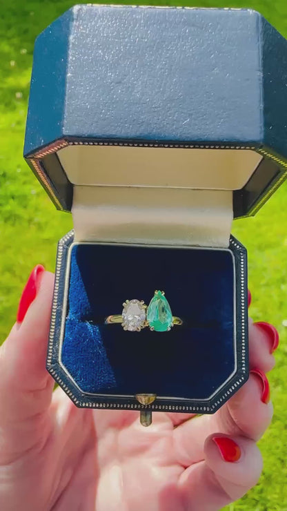 1.79 Ct Natural Diamond and Colombian Emerald Moi Et Toi Ring, Platinum - WGI Certificate £9,200
