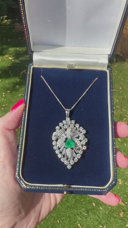 6 Ct Natural Diamond, 1.20 Ct Natural Emerald, 18k White Gold Pendant with Chain - WGI Certificate £24,600