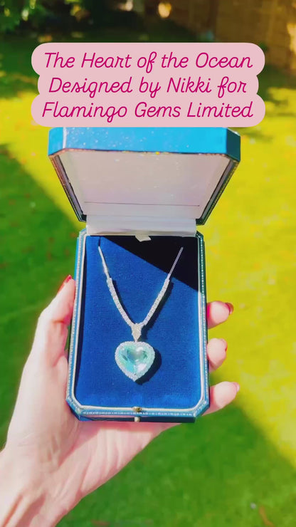 19.45 Ct Aquamarine and 3.85 Ct Natural Diamond Necklace -Platinum - WGI Certificate/Valuation £37,800