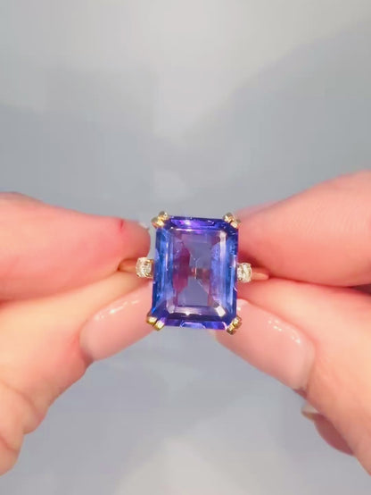 7.25 Ct Natural Tanzanite and 0.10 Ct Diamond Ring - 14Ct Yellow Gold - RRP £9,800
