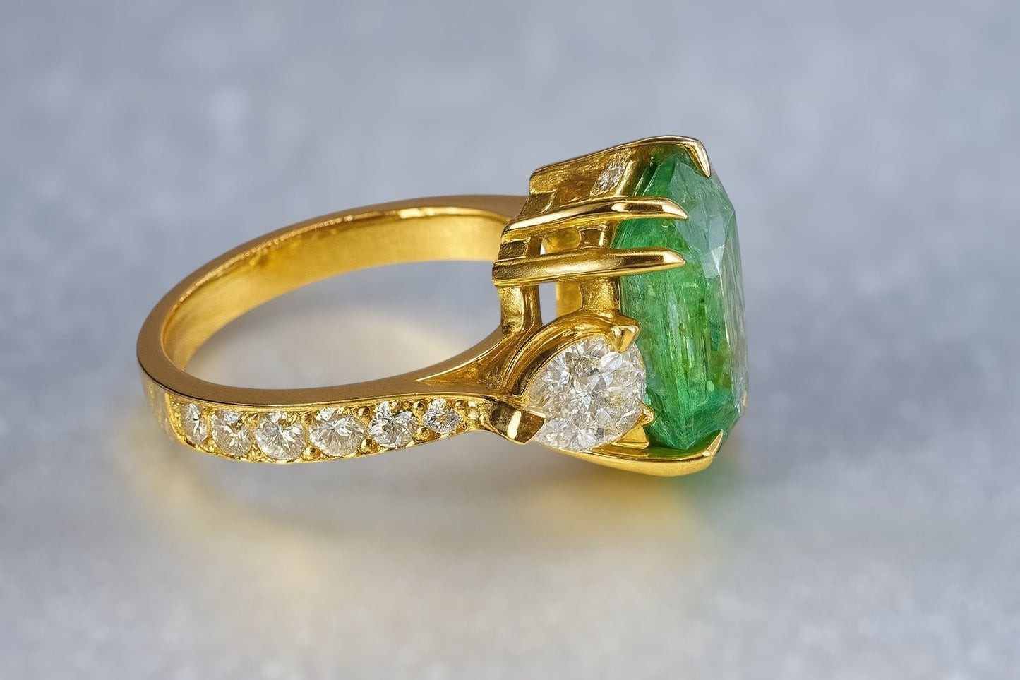 REDUCED - 4.06 Ct Natural Emerald and 1.30 Ct Natural Diamond Ring - 18K Yellow Gold, WGI Certificate £14,800 - Flamingo Gems