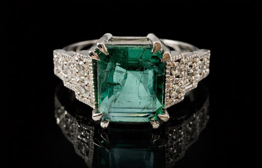 Reduced - 4.45 Carat Zambian Emerald and 0.40 Carat Natural Diamond Ring - Platinum - WGI Certificate £12,500 - Flamingo Gems