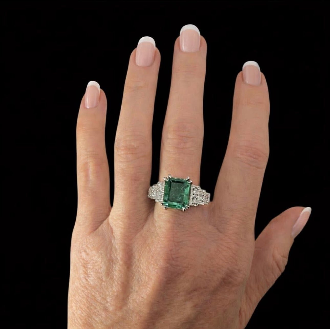 Reduced - 4.45 Carat Zambian Emerald and 0.40 Carat Natural Diamond Ring - Platinum - WGI Certificate £12,500 - Flamingo Gems